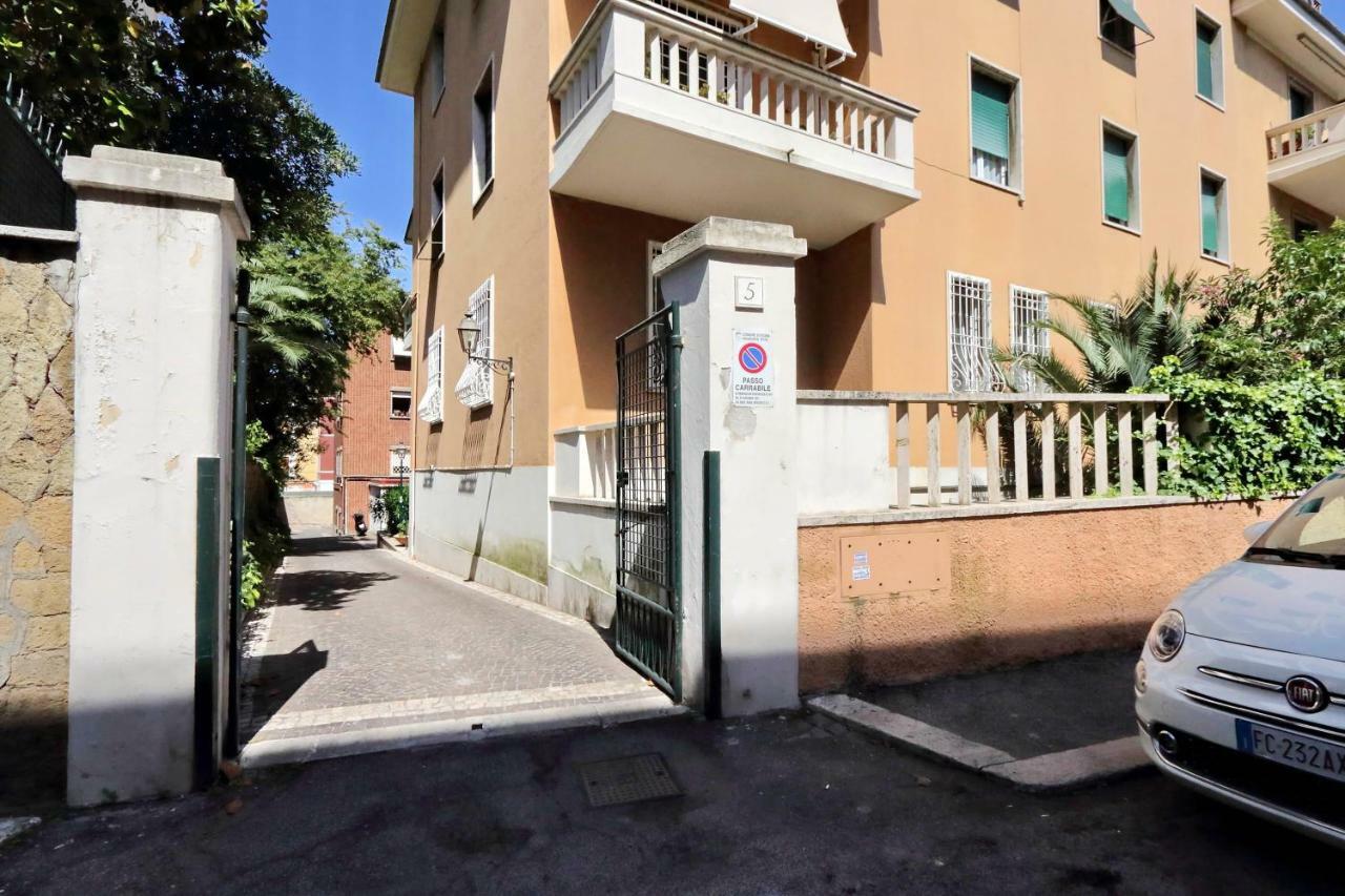 St Peter Mediatrice Apartment Roma Eksteriør bilde